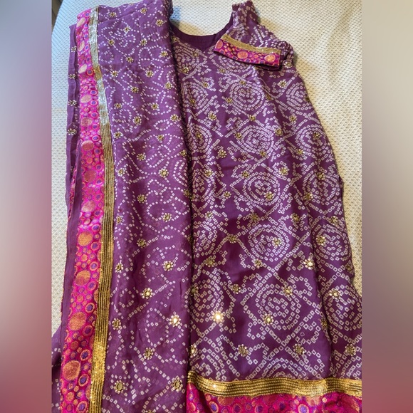 Purple and pink Indian Suit - Picture 2 of 2